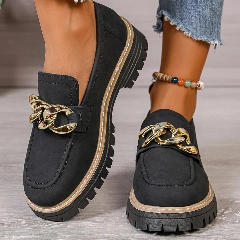 Regent Chain-Trim Loafer