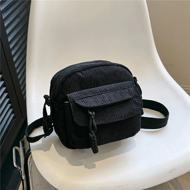 Nomad Corduroy Satchel – Effortless Style for Every Journey.