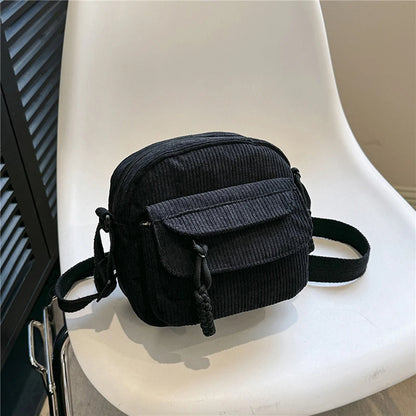Nomad Corduroy Satchel – Effortless Style for Every Journey.